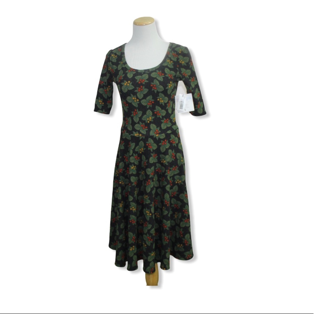 🎀3/$30 NWT Lularoe Dress